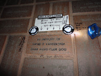 Vander Brick with reward note